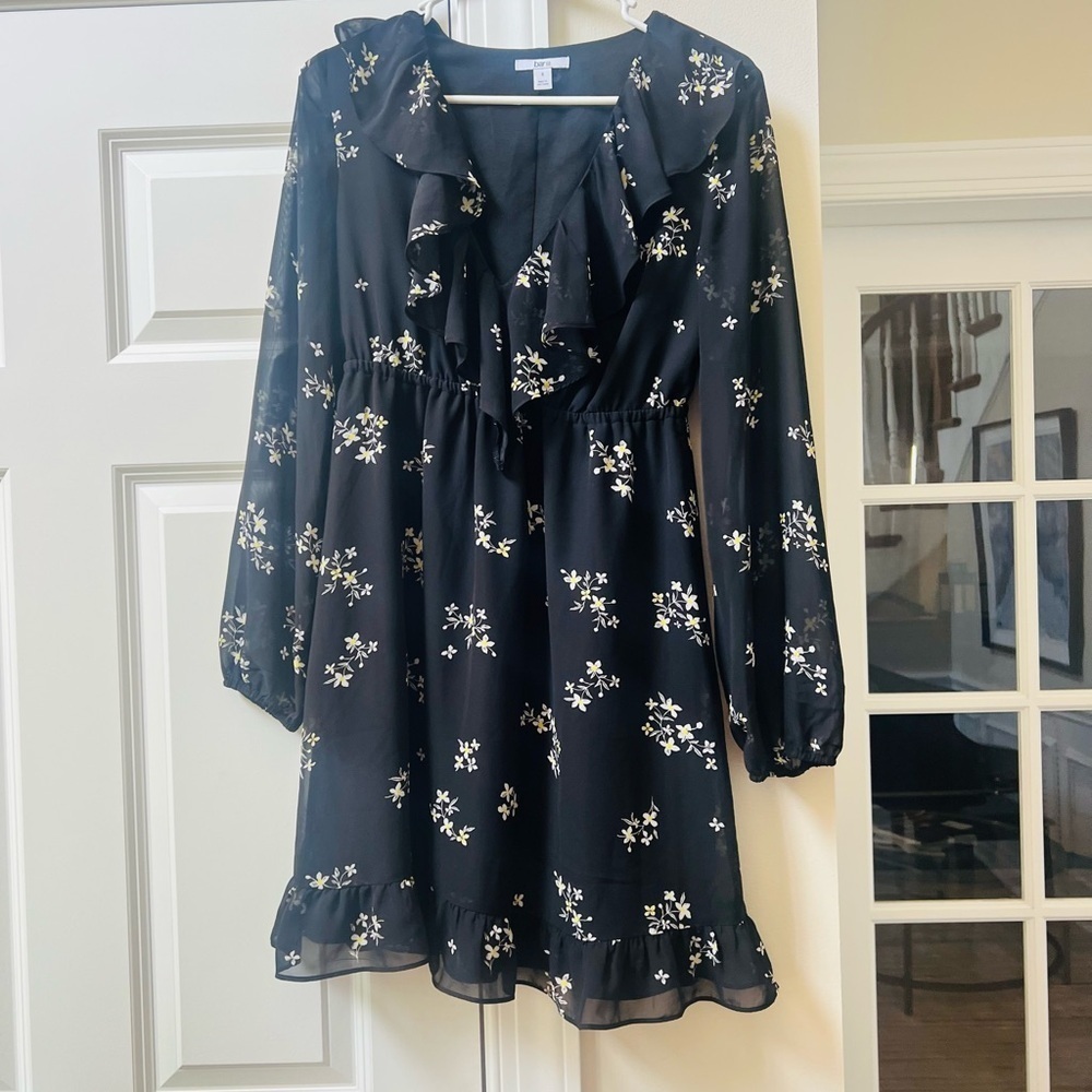Bar III size small beautiful Floral Ruffle Black Dress - Picture 3 of 6